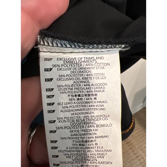 5.11 Tactical size large black button down top - Picture 3 of 3